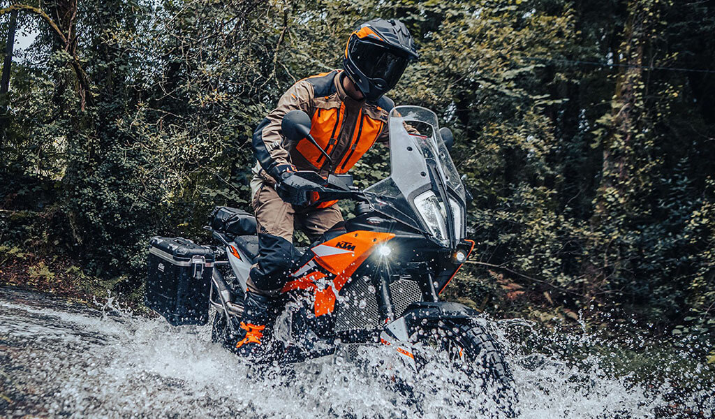 KTM 890 ADVENTURE  da K-Torino a Torino
