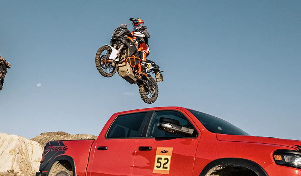 Stai già sognando il prossimo viaggio? Scopri la nuova KTM 1390 Super Adventure R